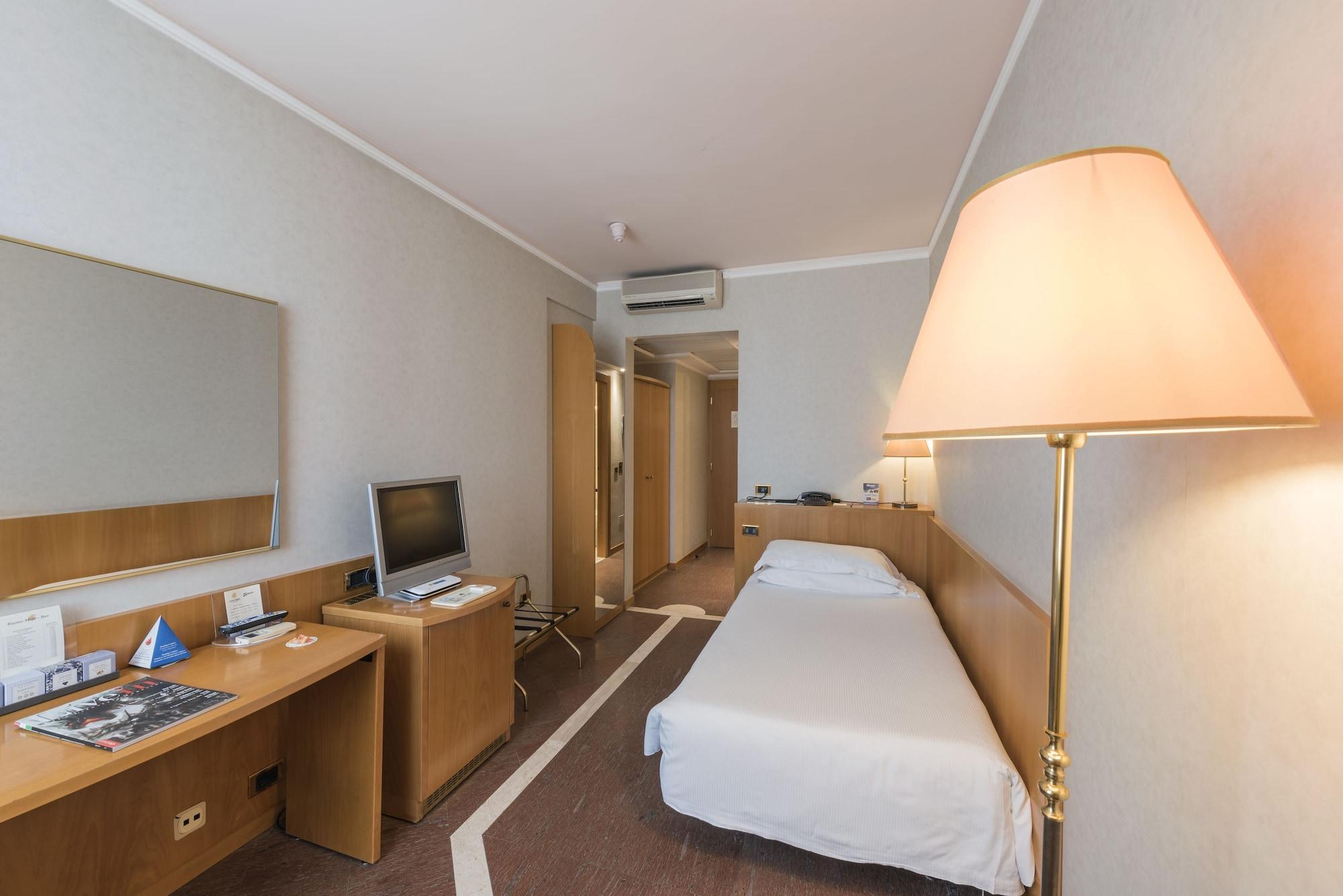 Caesar'S Hotel Cagliari Dış mekan fotoğraf