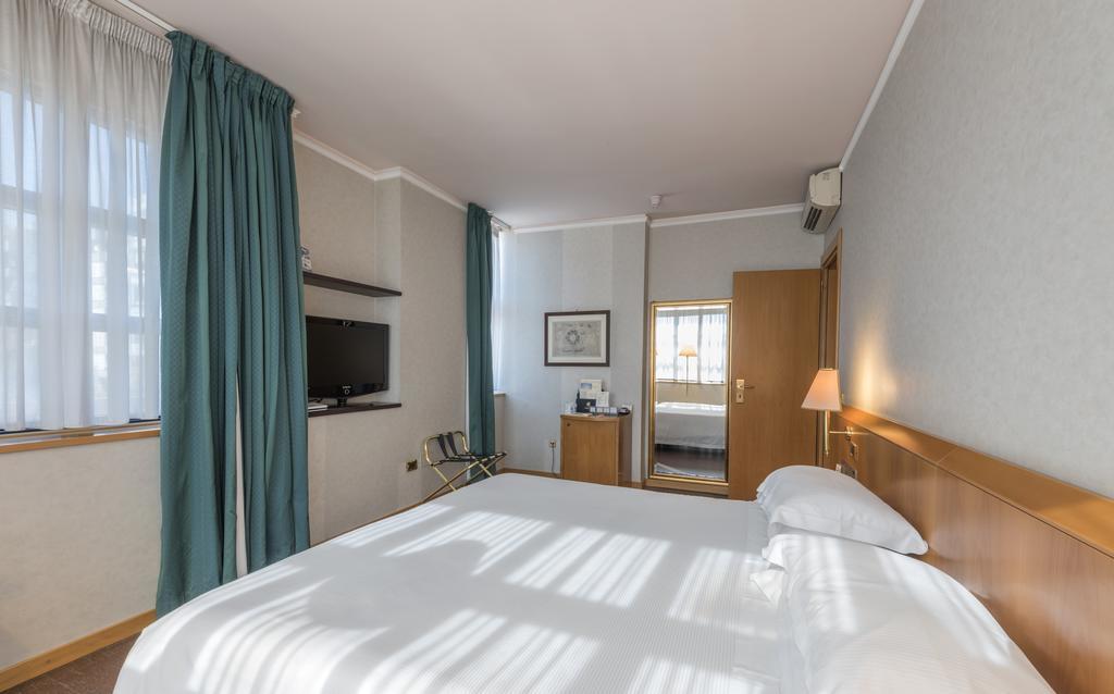 Caesar'S Hotel Cagliari Dış mekan fotoğraf