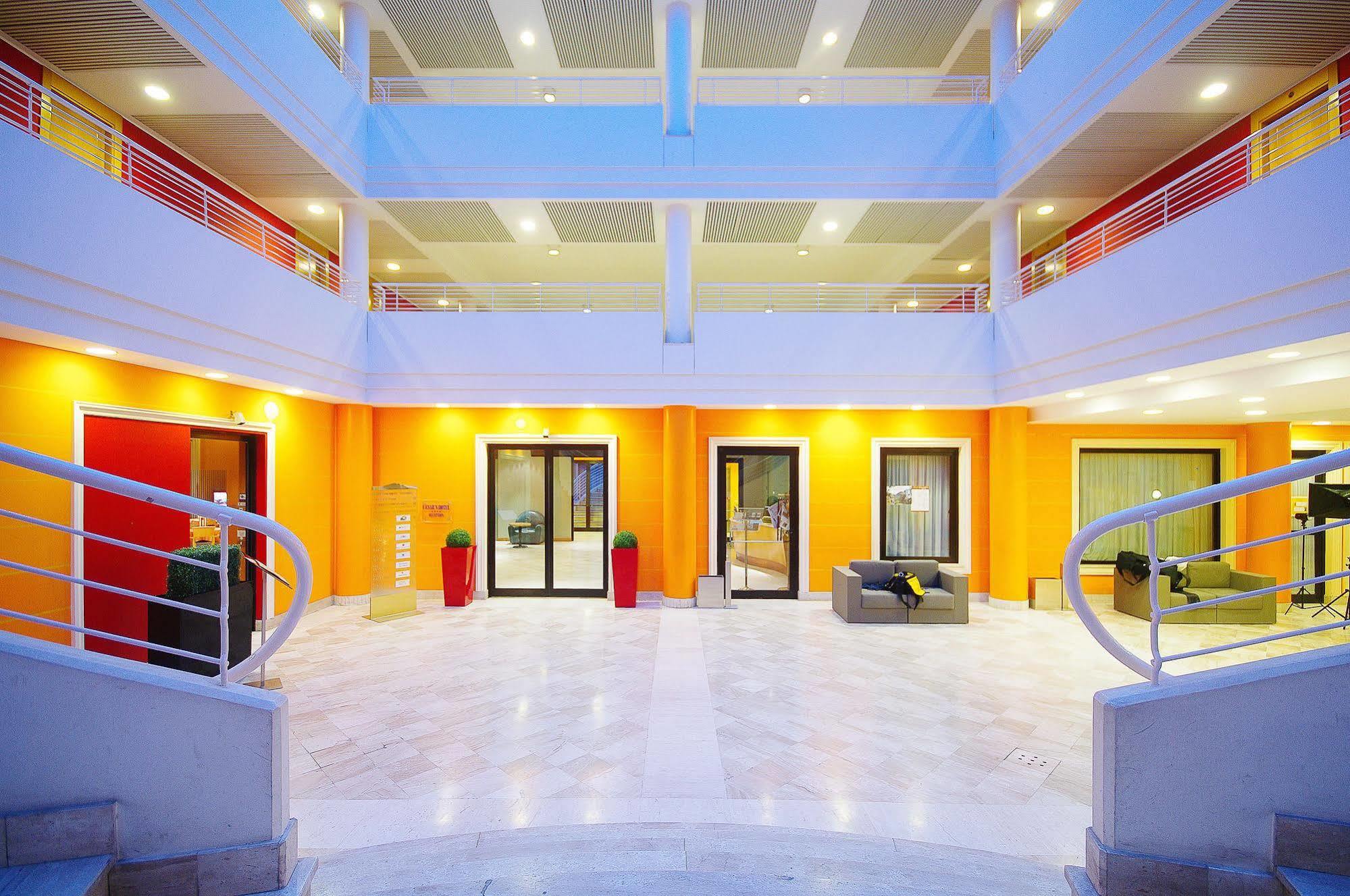 Caesar'S Hotel Cagliari Dış mekan fotoğraf
